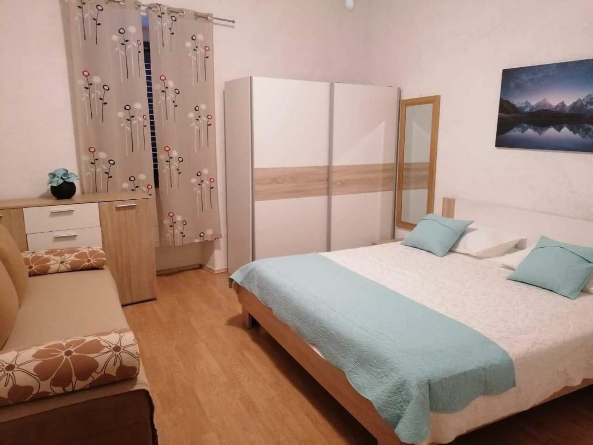 Apartman Miki Pula Exterior foto